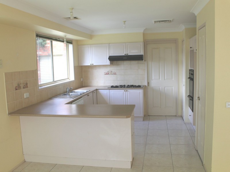 25 James Mileham Dr, Kellyville NSW 2155