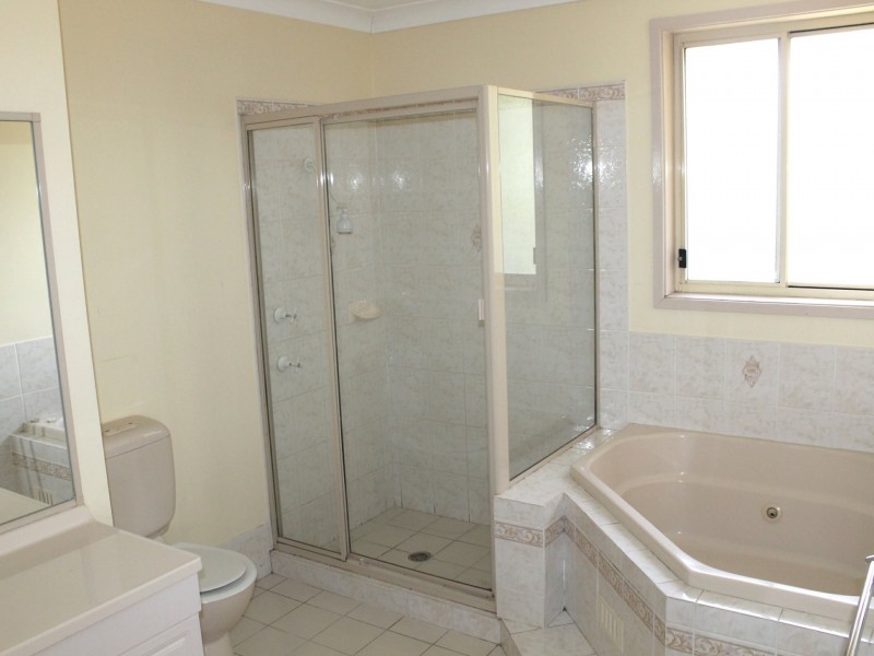 25 James Mileham Dr, Kellyville NSW 2155