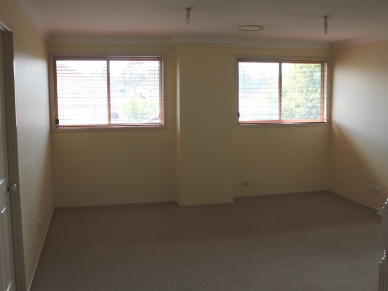 25 James Mileham Dr, Kellyville NSW 2155