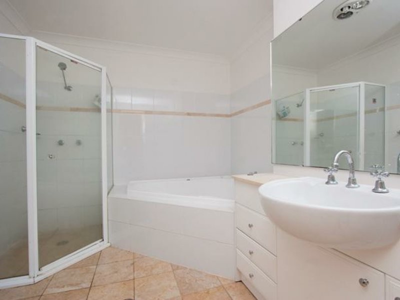 50 Linden Way, Bella Vista NSW 2153