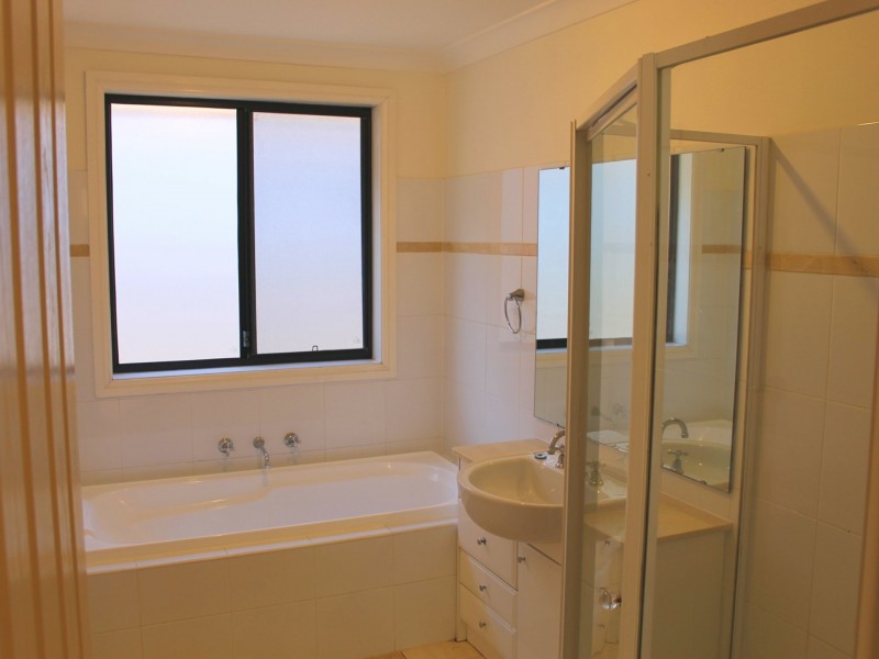 50 Linden Way, Bella Vista NSW 2153