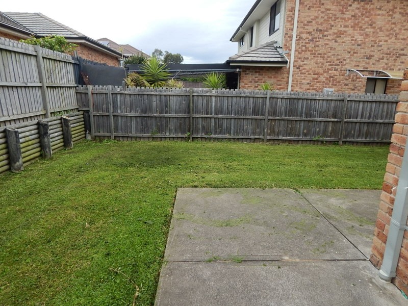 4 Bowdon St, Stanhope Gardens NSW 2768