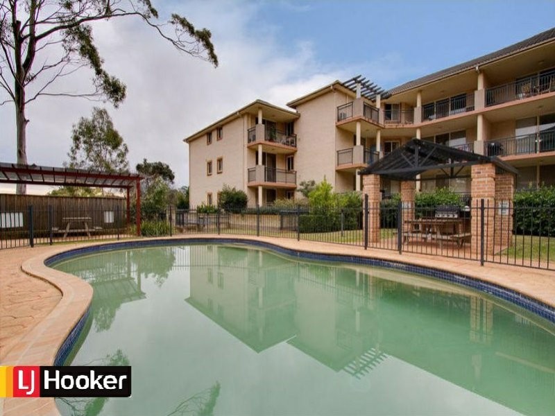 4/240-242 Old Northern Road, Castle Hill NSW 2154