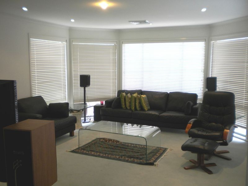 38 Crestview Drive, Glenwood NSW 2768