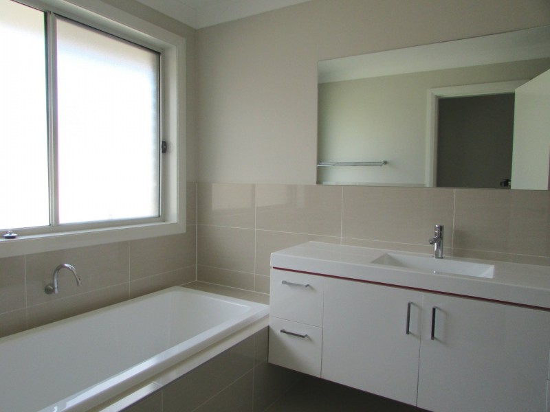 54 Bridgewood Drive, Beaumont Hills NSW 2155