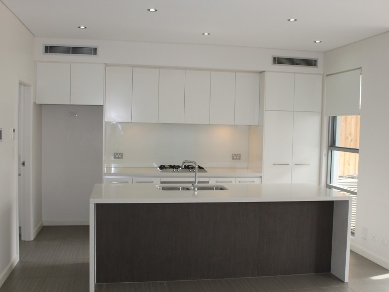 64 Central Park Avenue, Baulkham Hills NSW 2153