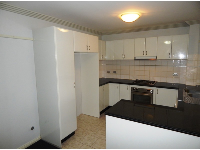 25/392 Windsor Road, Baulkham Hills NSW 2153