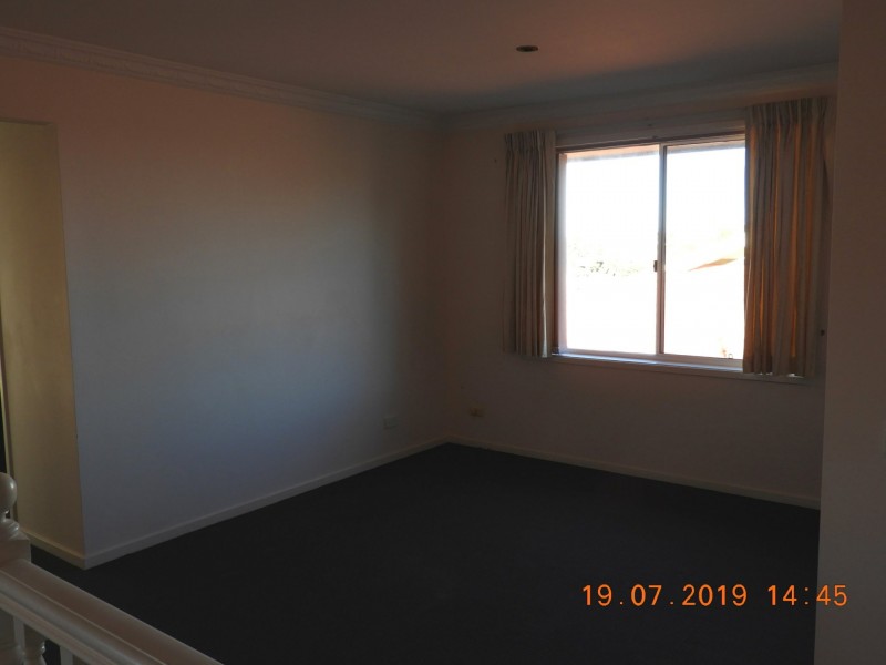 5 Grant Glade, Bella Vista NSW 2153