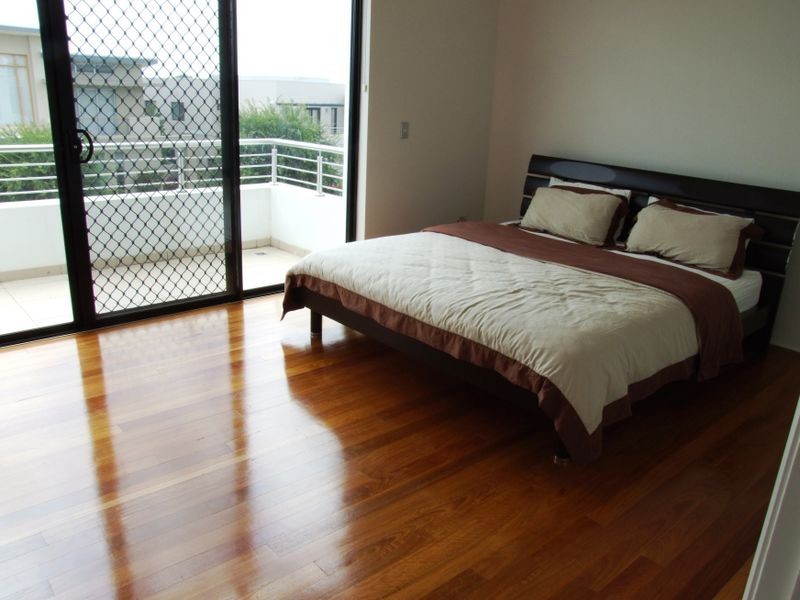 8 Bimbadgen Place, Bella Vista NSW 2153