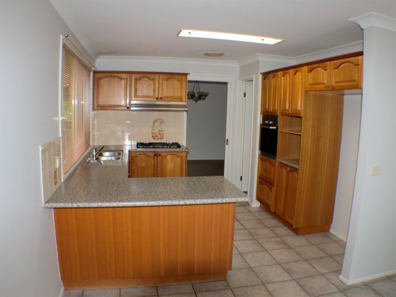 8 Shane Place, Bella Vista NSW 2153