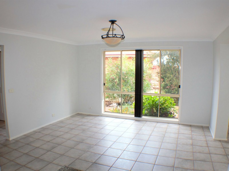 8 Shane Place, Bella Vista NSW 2153