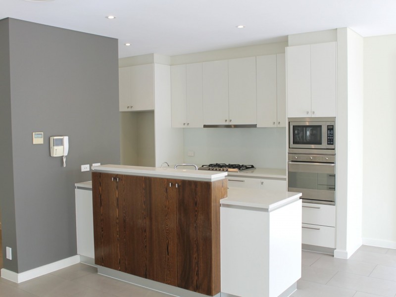 9 Waterstone Crescent, Bella Vista NSW 2153