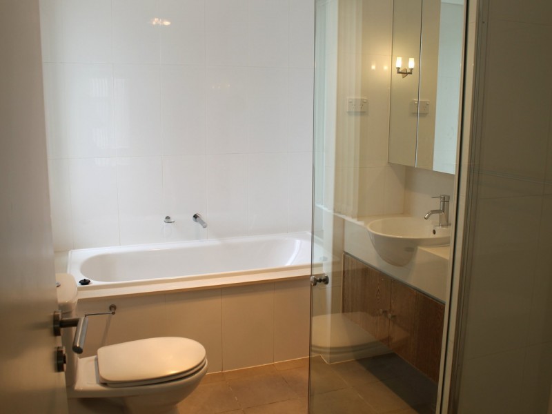 9 Waterstone Crescent, Bella Vista NSW 2153