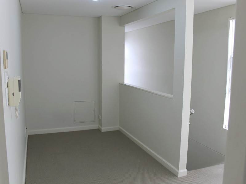 9 Waterstone Crescent, Bella Vista NSW 2153