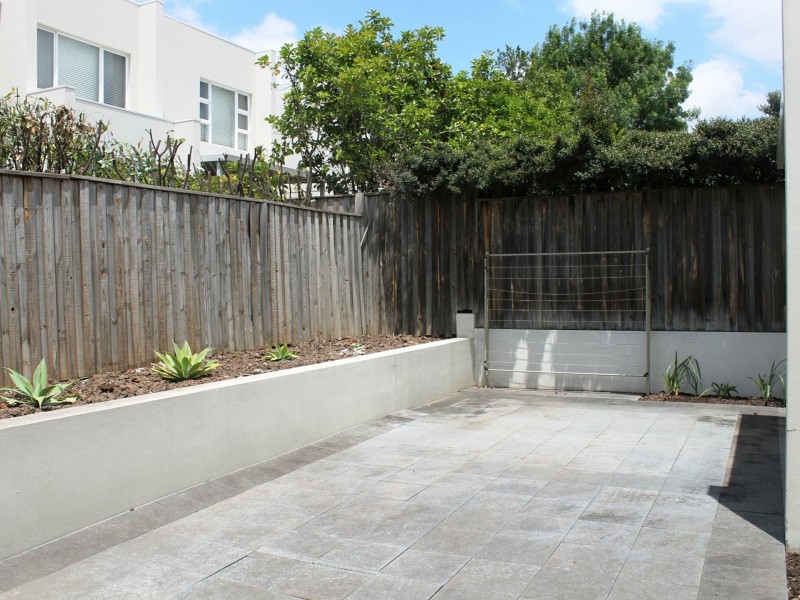 9 Waterstone Crescent, Bella Vista NSW 2153