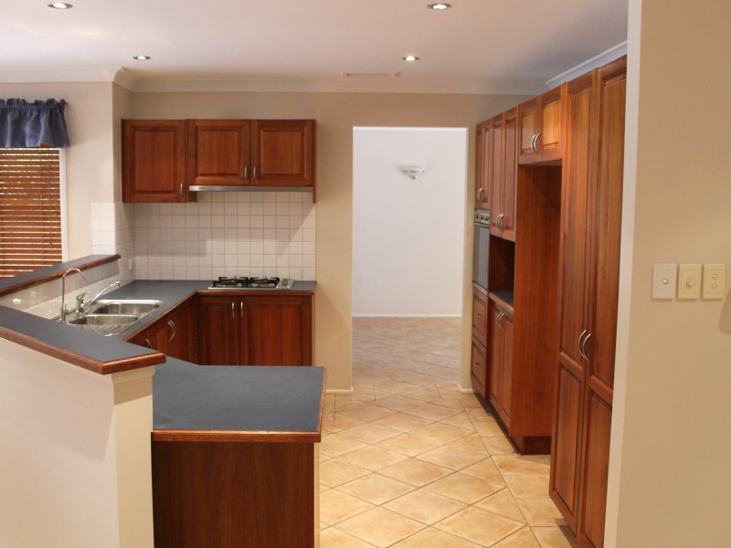 4 Allison Place, Kellyville NSW 2155