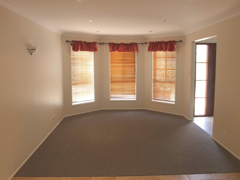 4 Allison Place, Kellyville NSW 2155