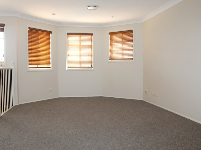 4 Allison Place, Kellyville NSW 2155