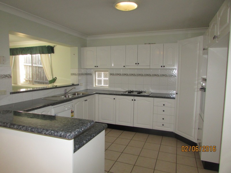 33 Shaun Street, Glenwood NSW 2768