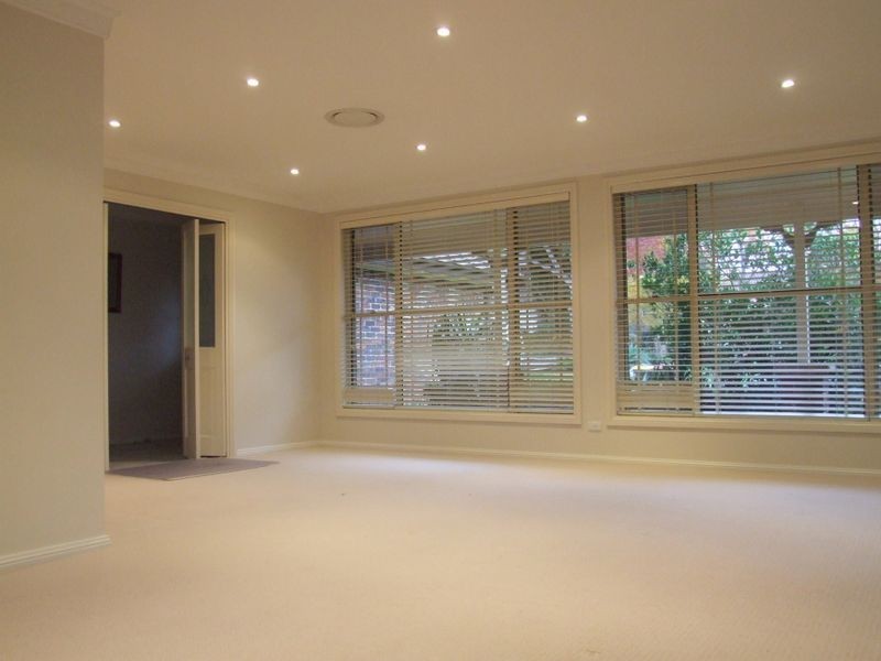 13 Kimberley Court, Bella Vista NSW 2153