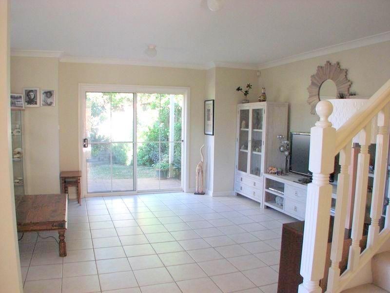 2a Stewart Drive, Castle Hill NSW 2154