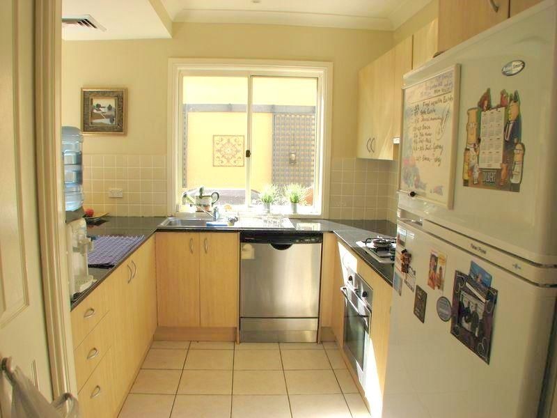 2a Stewart Drive, Castle Hill NSW 2154