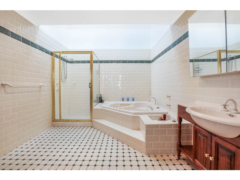 10 Patrine Place, Bella Vista NSW 2153