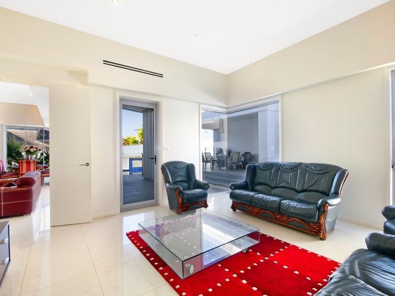 72 Edgewater Drive, Bella Vista NSW 2153