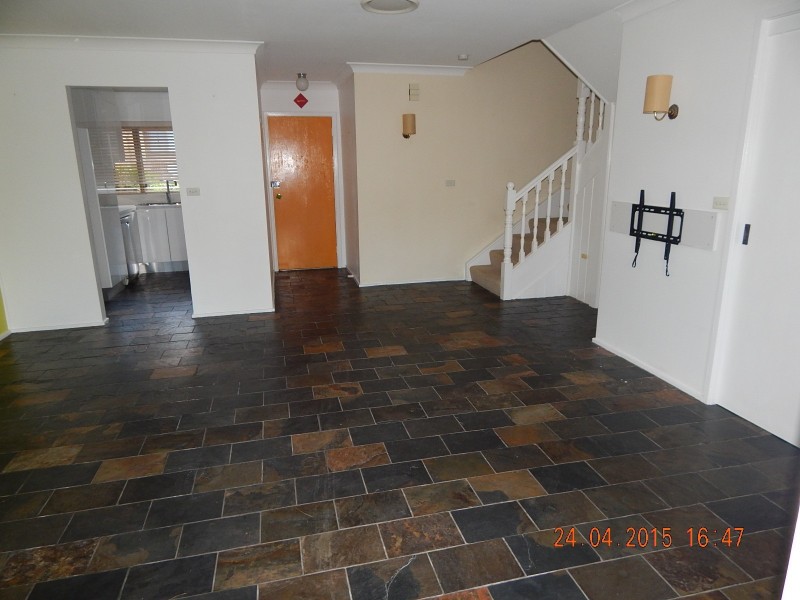 8/2 Cross Street, Baulkham Hills NSW 2153