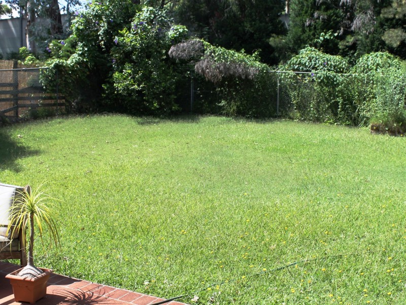 27 Grevillea Grove, Baulkham Hills NSW 2153