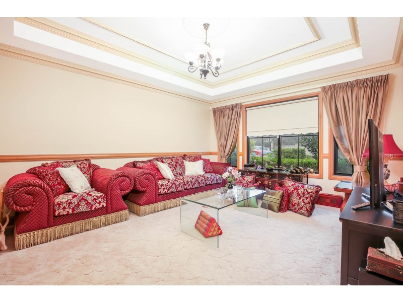 4 Pipersbrook Crescent, Bella Vista NSW 2153