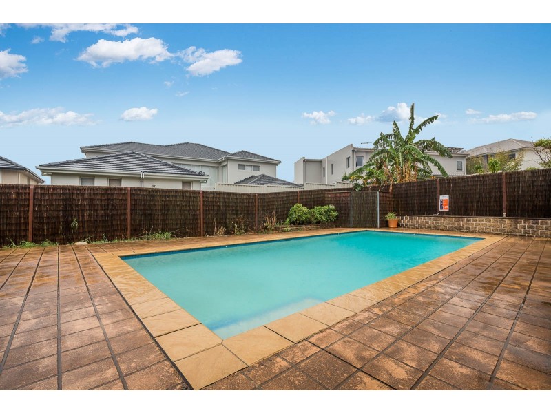 4 Pipersbrook Crescent, Bella Vista NSW 2153