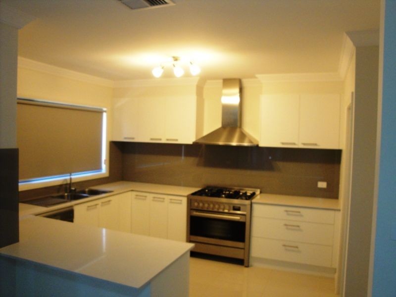 7 Paddock Street, The Ponds NSW 2769