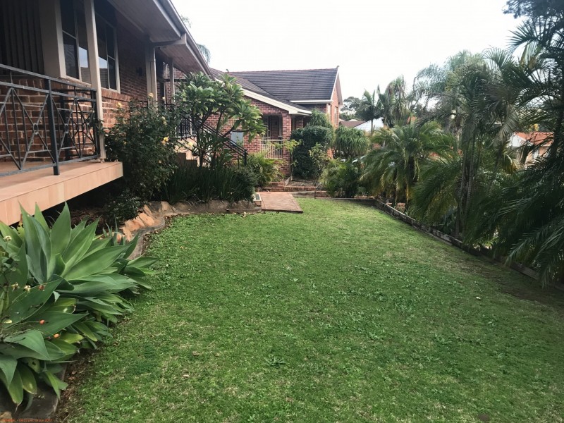 17 Priscilla Pl, Baulkham Hills NSW 2153