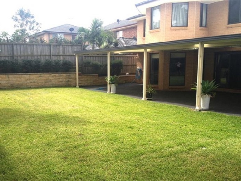 16 Valenti Crescent, Kellyville NSW 2155