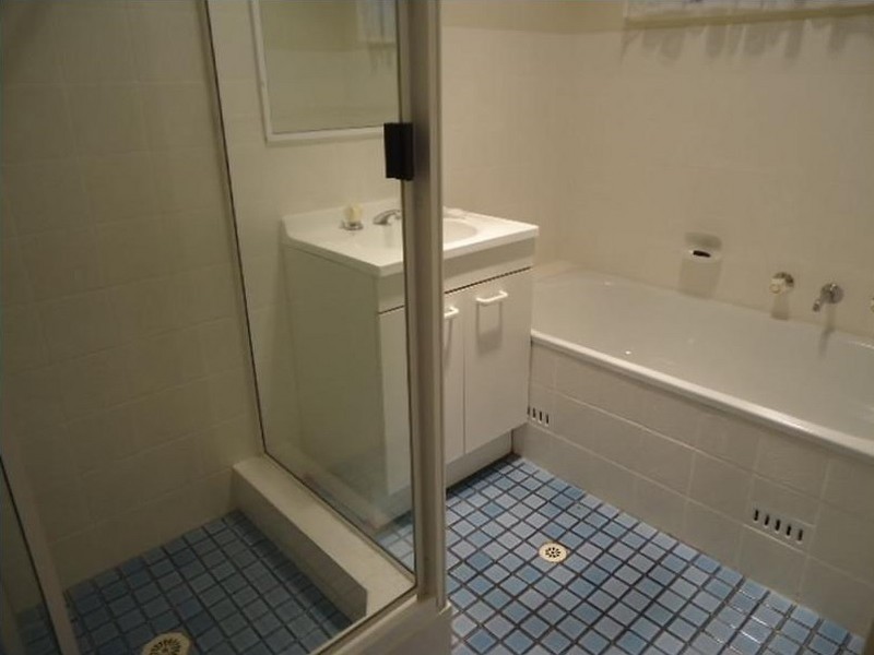 1 McGrath Rd, Mcgraths Hill NSW 2756