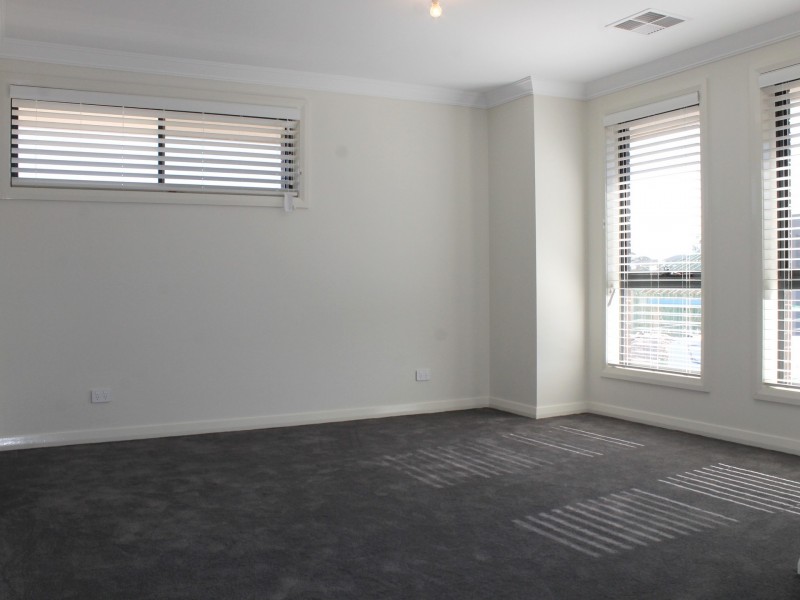 51 Springbrook Blvd, Kellyville NSW 2155