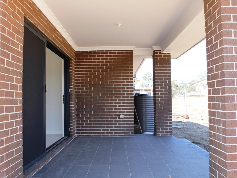 51 Springbrook Blvd, Kellyville NSW 2155