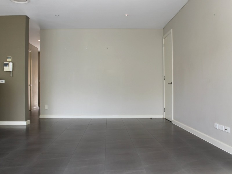 15 Waterstone Crescent, Bella Vista NSW 2153