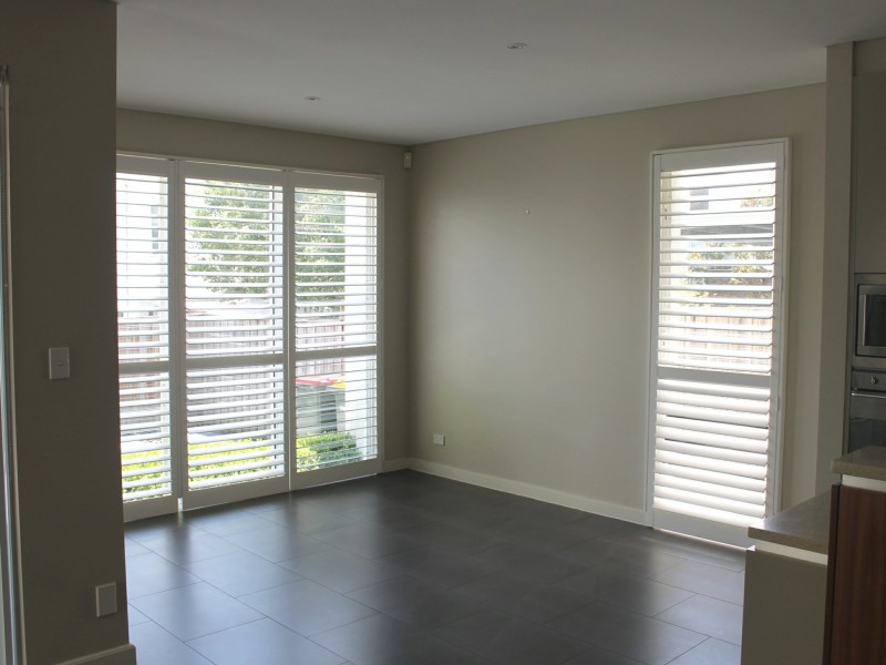 15 Waterstone Crescent, Bella Vista NSW 2153