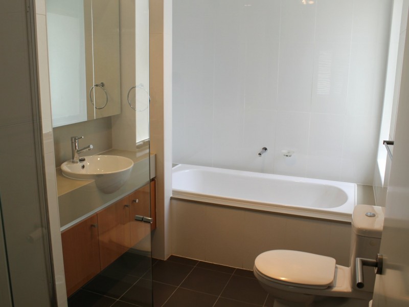 15 Waterstone Crescent, Bella Vista NSW 2153