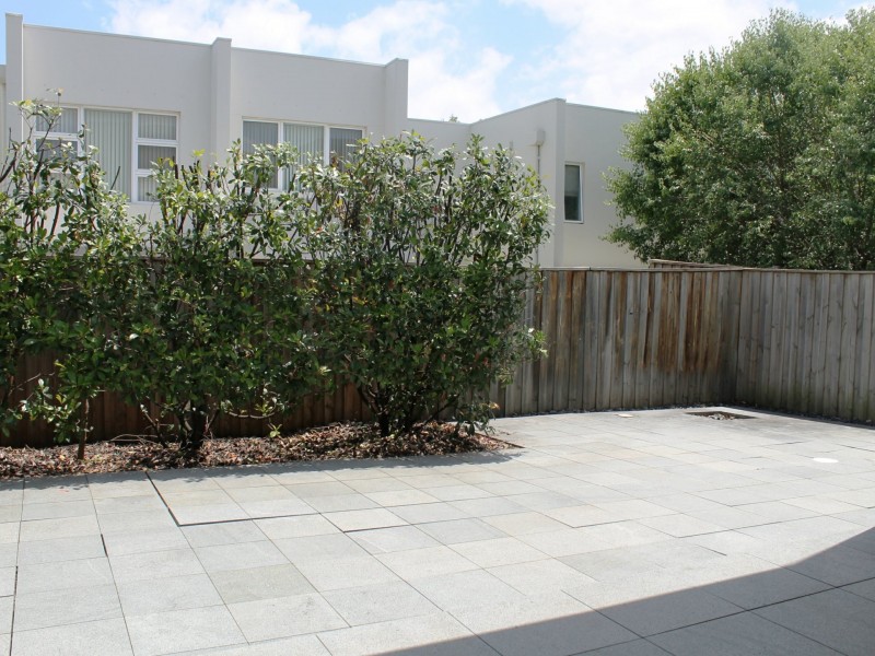 15 Waterstone Crescent, Bella Vista NSW 2153