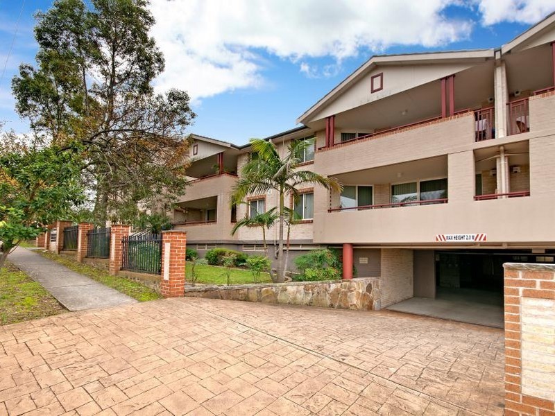25/1a James St, Baulkham Hills NSW 2153