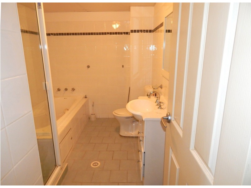 25/1a James St, Baulkham Hills NSW 2153