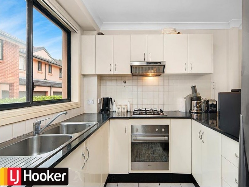 15/25-27 Railway St, Baulkham Hills NSW 2153