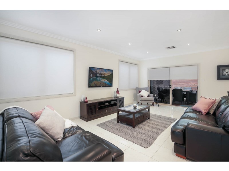13 Governor Place, Winston Hills NSW 2153