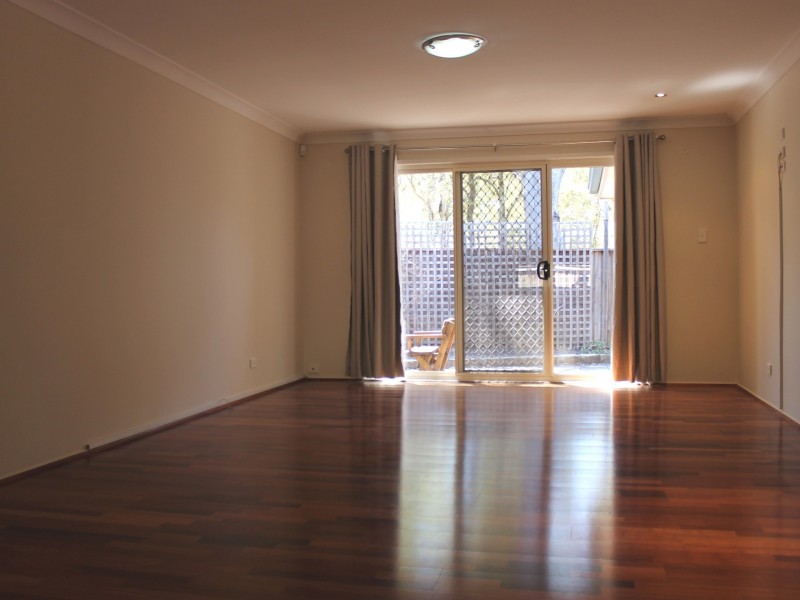 14 Wilkins Ave, Beaumont Hills NSW 2155