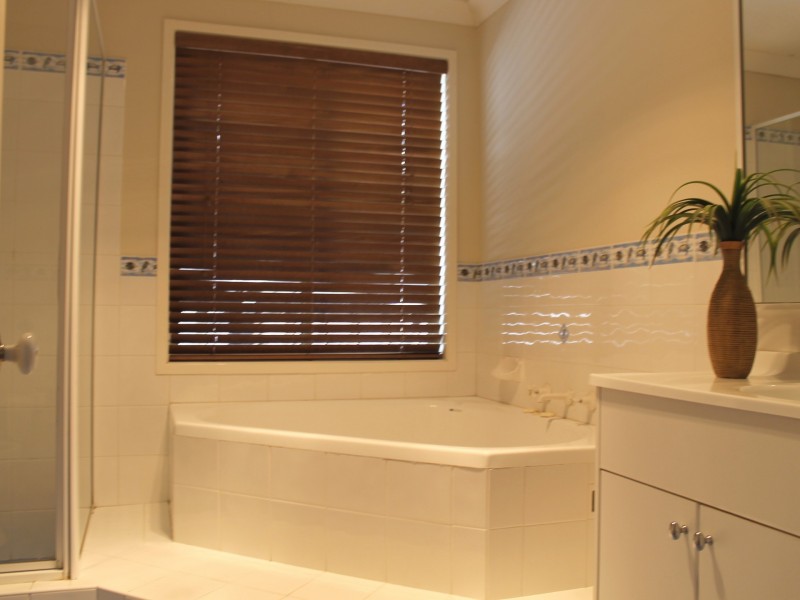 14 Wilkins Ave, Beaumont Hills NSW 2155