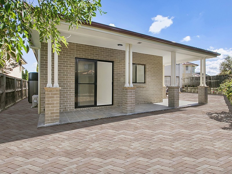 flat Francesco Crescent, Bella Vista NSW 2153