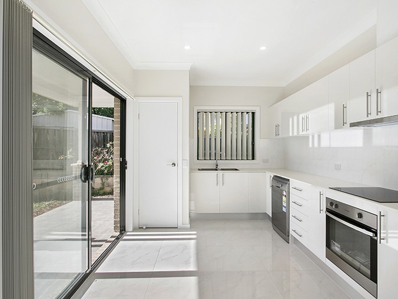 flat Francesco Crescent, Bella Vista NSW 2153